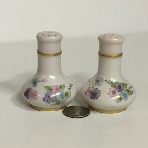 Floral Vases, Salt And Pepper Shakers, Porcelain, Japan, Signed Helen