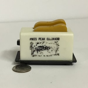 Toaster Salt And Pepper Shakers, Plastic, Souvenir, Pikes Peak, Colorado
