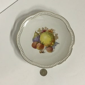 Schumann Bavaria #38, 1950’s, Fruit, Reticulated