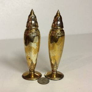 La France, USA, Salt And Pepper Shakers/ Metal