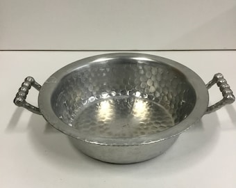 Everlasting forged aluminum bowl with handles
