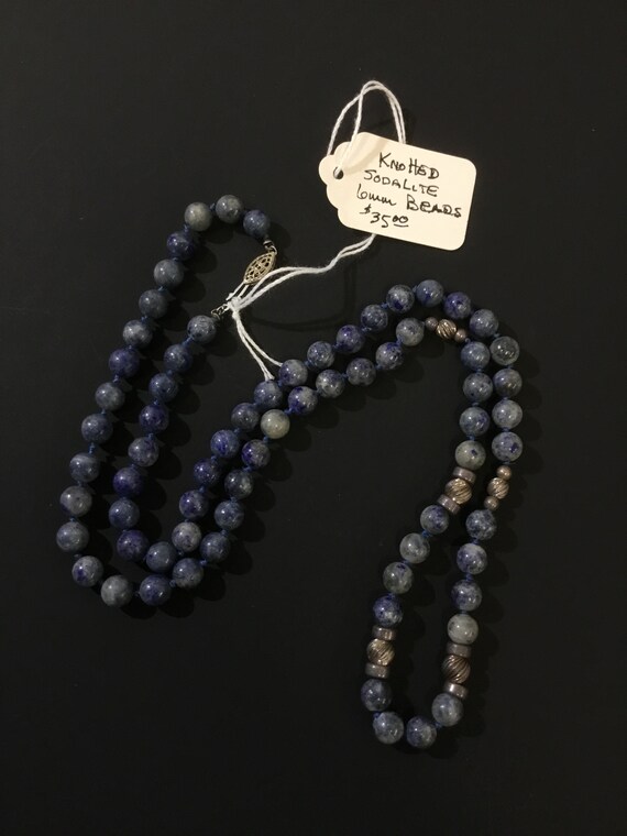 28in Sodalite Necklace 6mm Beads Hand Knotted Vin… - image 2