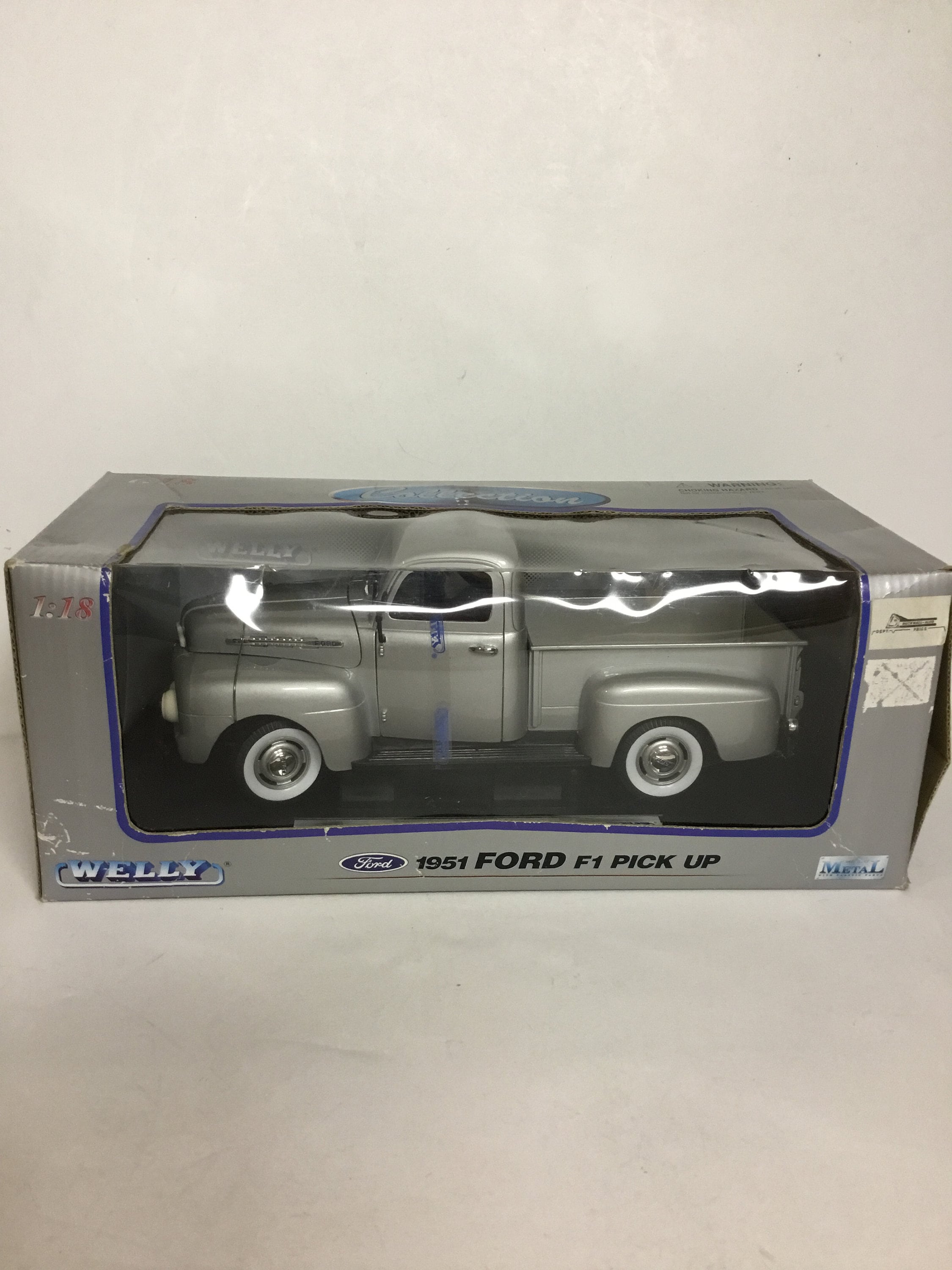 新品 WELLY製 1/18 FORD 1951 ピックアップトラック トラック 1951 FORD F-1 PICKUP RED 1:18 WELLY OPENING HOOD DOORS