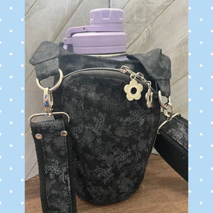 Waterbottle holder bag, crossbody purse, festival, theme park, dog walking bag
