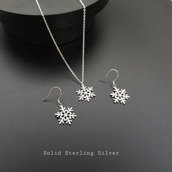 Snowflake Jewelry Set in Solid Sterling Silver, Dainty Snowflake Necklace and Dangle Earrings, Christmas Jewelry Gift, Winter Earrings