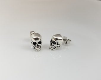 Gothic Skull Stud Earrings, Minimalist Silver Skull Earrings for Men and Women, Halloween Accessories, Spooky Gift, Creepy Cute Earrings