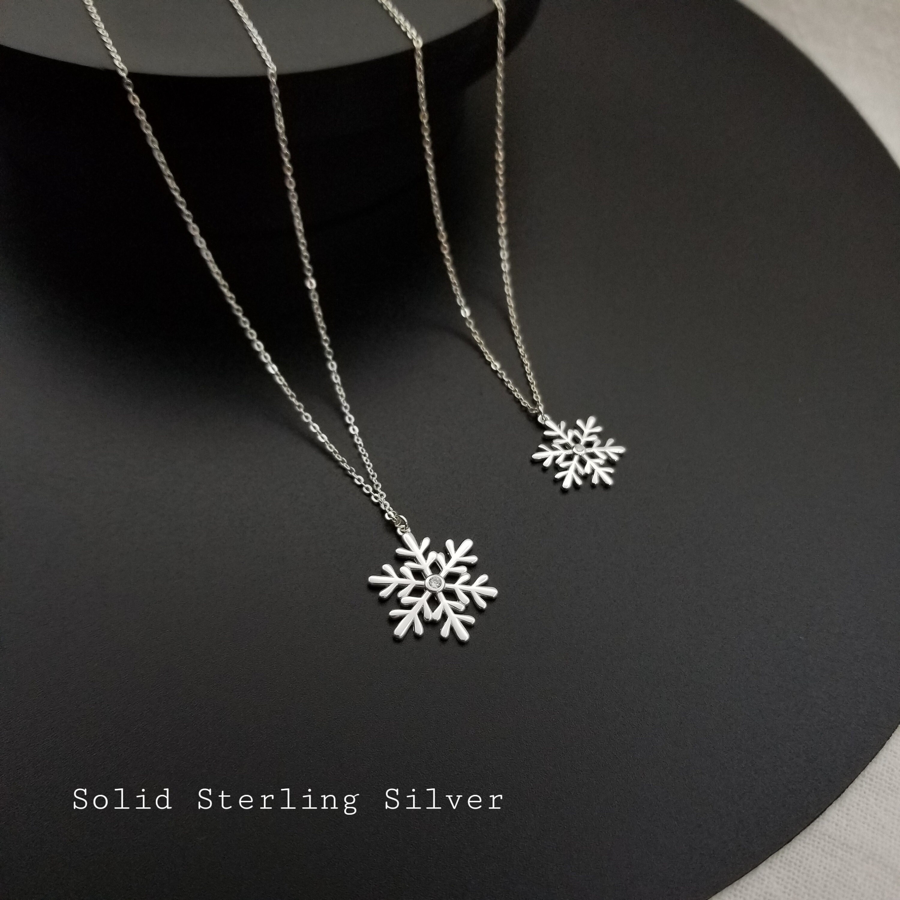 #14053 Dainty Snowflake Button, Silver