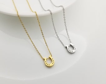 Dainty Horseshoe Necklace Silver or Gold, Mother's Day Gift, Minimalist Necklace, Girlfriend Gift, Gift for Best Friend