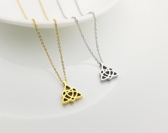 Dainty Celtic knot Necklace, Irish Necklace Celtic Jewelry, Trinity Celtic knot Necklace Stainless Steel