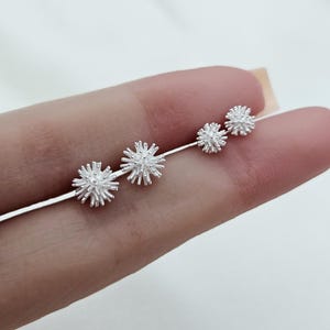 Sterling Silver Dandelion Earrings, Tiny Puffball Earrings Studs Cartilage Earrings Minimalist Post Earrings Small Dainty Stud Earrings