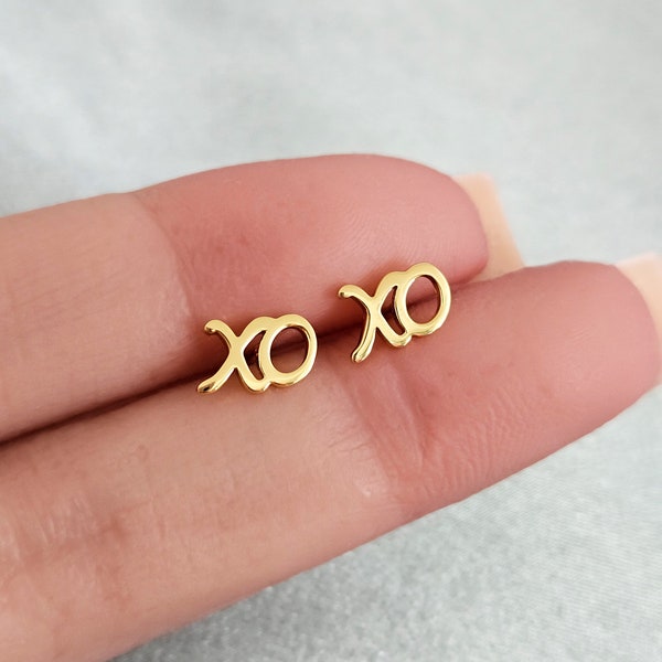 XOXO Earring Studs in Sterling Silver, Valentines Earrings, Silver Stud Earrings, Perfect Gift for Your Loved One, Heart Earrings