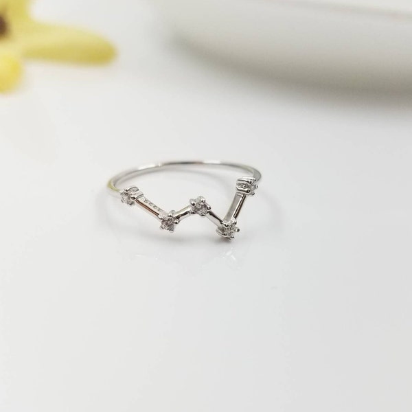 Constellation Cassiopeia Ring With Sparkle CZ Crystals in Sterling Silver | Dainty Seated Queen Ring | Best Friend Girlfriend Gift
