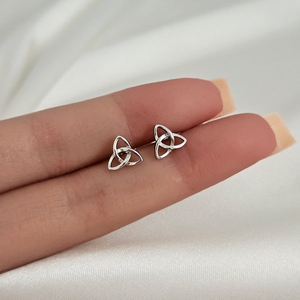 Small Trinity Celtic Knot Stud Earrings in Sterling Silver | Infinite Earrings | Minimalist Celtic Knots Earring | Celtic Jewelry Gold