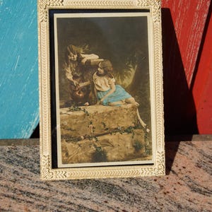 cartolina postale fatta a mano degli anni '50 in piedi