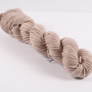 DK Weight Hand-Dyed Yarn | 100% Superwash Merino Wool |