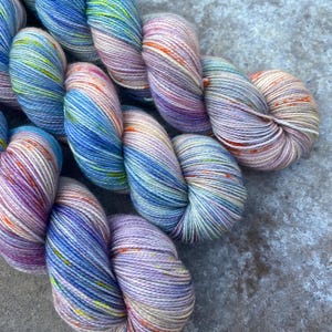Fingering weight, indie hand dyed sock yarn, Superwash Nylon, Speckle and Tonal Yarn