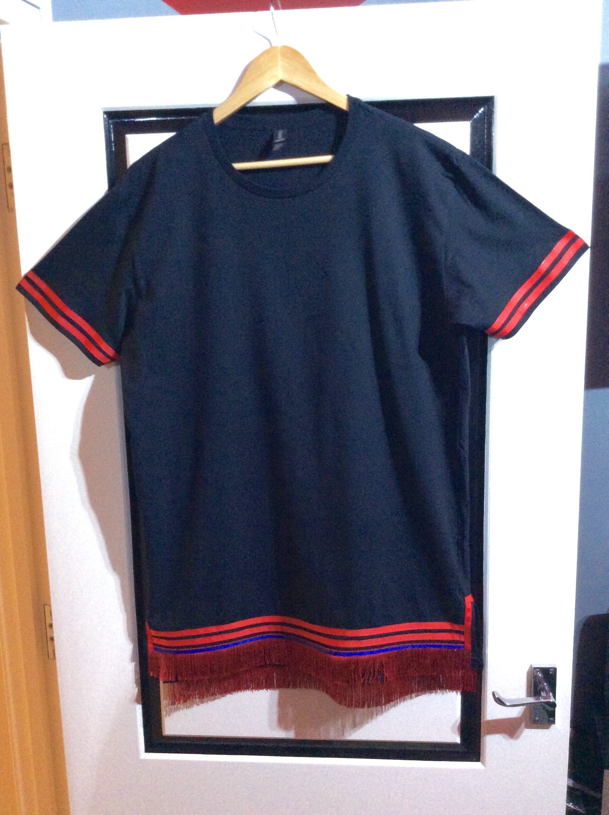 Image of Mens Hebrew Israelite Black & Red Longline T-Shirt With Fringes A Ribbon Of Navy Blue | Hebrew Clothing Fringes