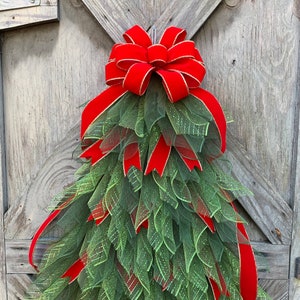 Christmas Tree Wreath for Front Door, Christmas Tree Mesh, Traditional Christmas Wreath, Christmas, Christmas Tree Lights Optional