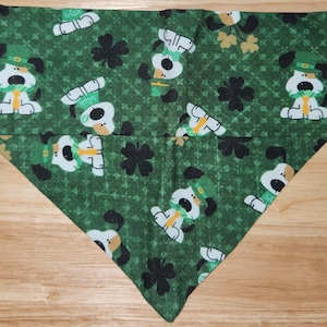 St. Patrick's Day dog (plaid) over the collar dog bandana - Irish shamrocks bandana  - dog scarf - cat bandana - pet bandana - puppy bandana