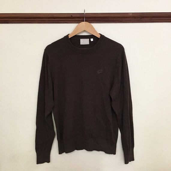 brown crew neck jumper