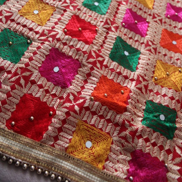 Phulkari Dupatta lourd, fils multicolores chunni, vêtements indiens