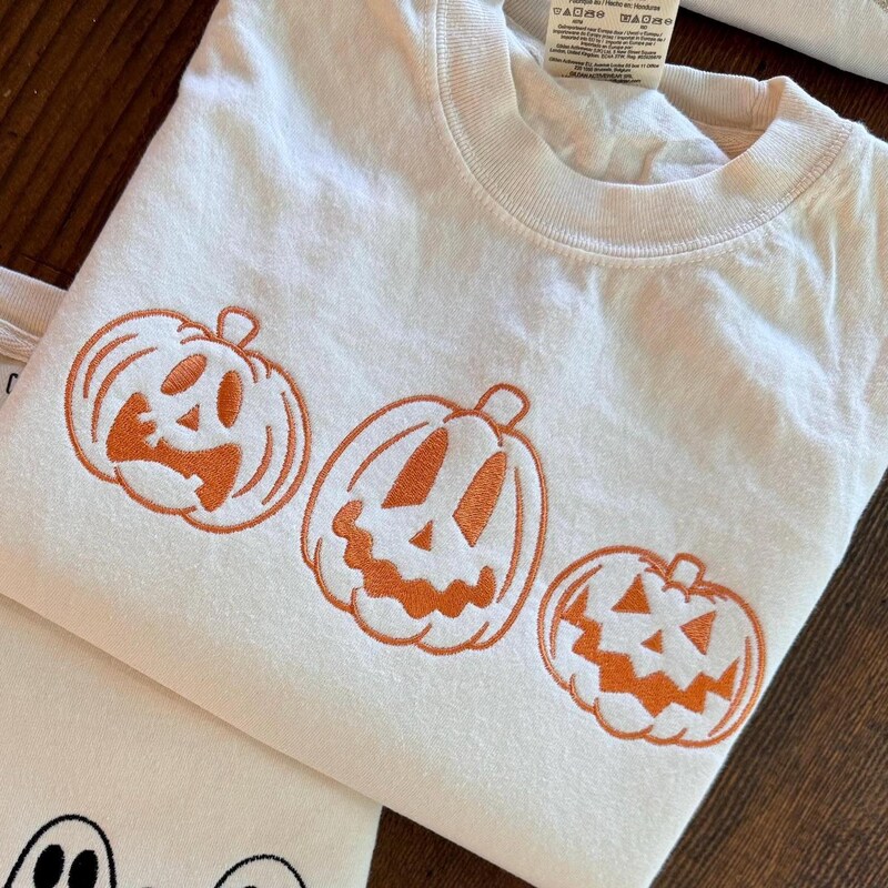 Pumpkin Round Neck Short Sleeve T-Shirt main image 1