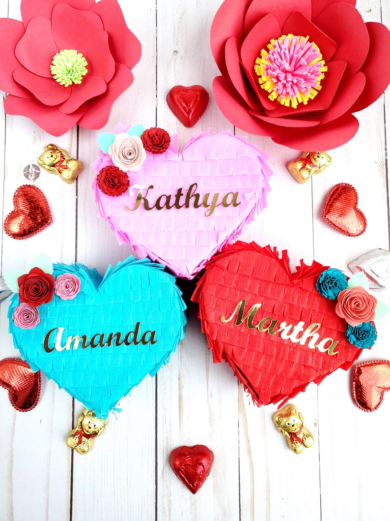 Mini heart piñata with flowers 5 Valentine's day mini piñata Galentine's day gift Mother's day gift box Conversation heart Heart decor Ea image 1