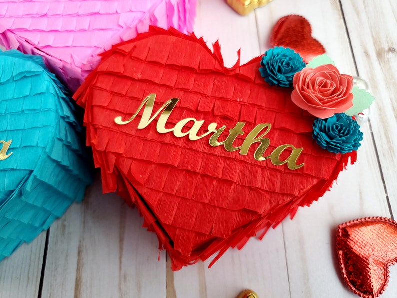 Mini heart piñata with flowers 5 Valentine's day mini piñata Galentine's day gift Mother's day gift box Conversation heart Heart decor Ea image 3