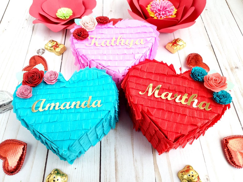 Mini heart piñata with flowers 5 Valentine's day mini piñata Galentine's day gift Mother's day gift box Conversation heart Heart decor Ea image 5