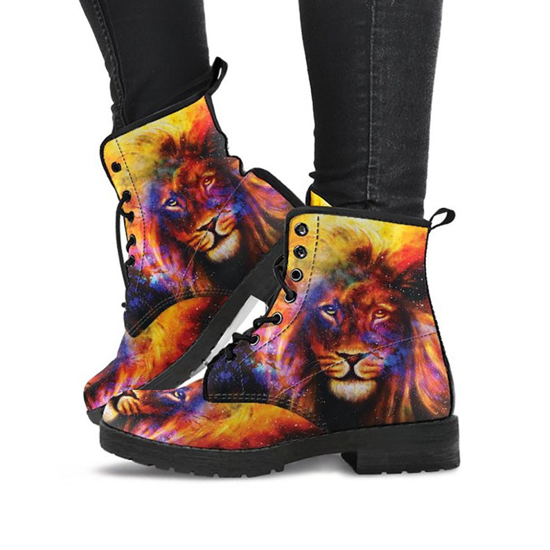 Botas de mujer coloridas de arte abstracto de león cuero | Etsy España