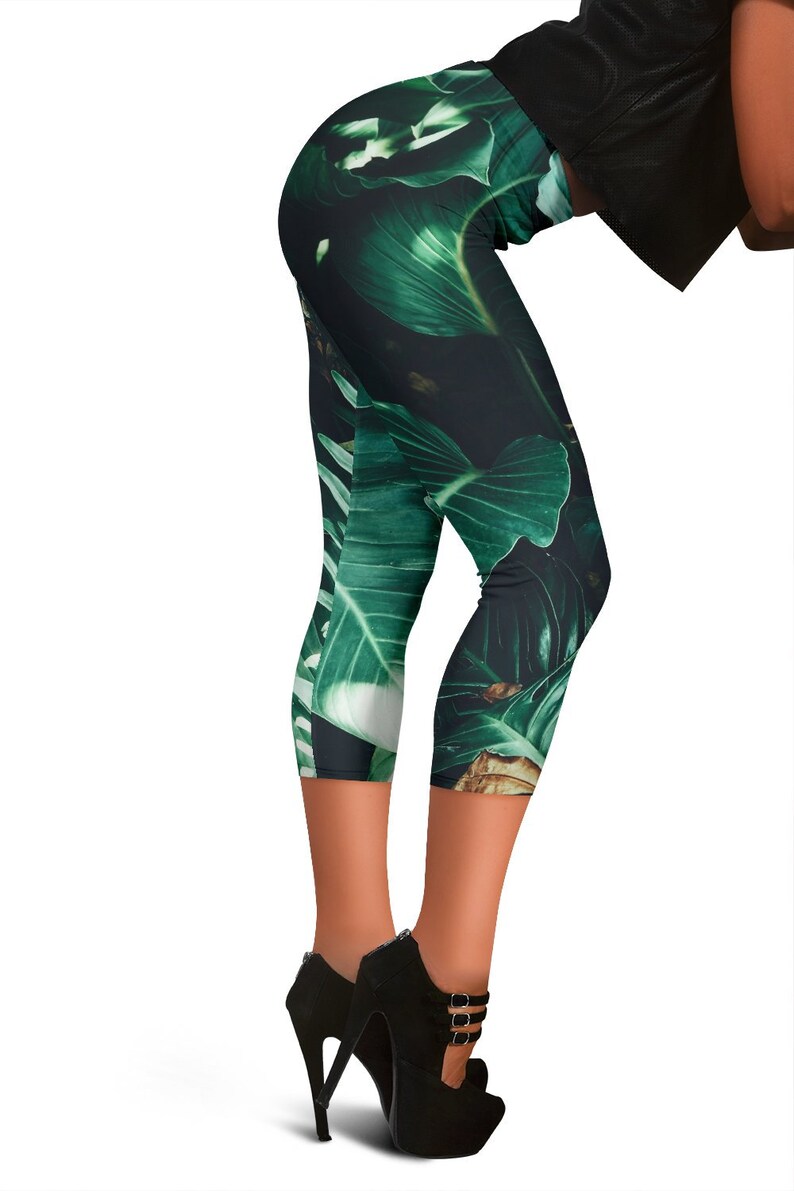 Activewear Capri Leggings Yoga Capri Pants Polyester Spandex Tights Green Leaves Floral Nature Womens Capri Leggings