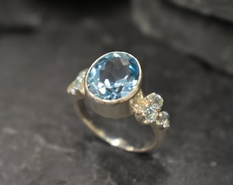 Blue Topaz Ring, Natural Blue Topaz, December Birthstone, Blue Diamond Ring, Topaz Ring, Sky Blue Topaz, Blue Vintage Ring, 925 Silver Ring