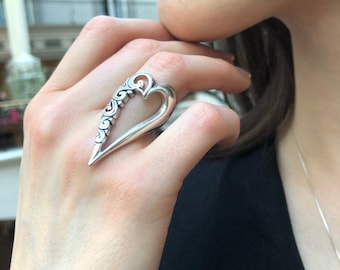 Anillo de corazón de plata, anillo largo, anillo llamativo, anillo de plata maciza, corazón de plata, anillo artístico, anillo afilado, anillo de corazón largo, anillo de plata pesado
