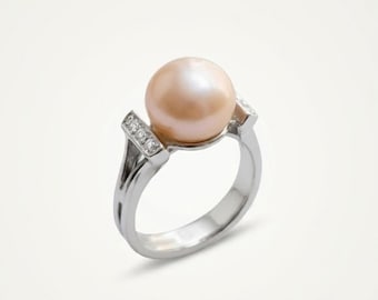 Beige Pearl Ring, Natural Pearl Ring, June Birthstone Ring, Pearl Cocktail Ring, Vintage Pearl Ring, Classy Pearl Ring, Rare by Adina