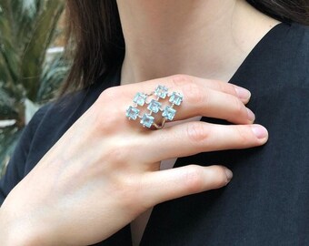 Blå topasring, naturlig blå topas, decemberfödelsesten, cocktailring, naturlig topasring, blå vintagering, 925 silverring, blå topas