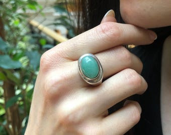 Large Emerald Ring, Natural Emerald Ring, Statement Ring, May Birthstone, Vintage Ring, Green Eye Ring, Chunky Ring, Oval Ring, Silver Ring
