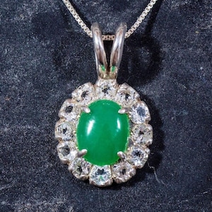 Chrysoprase Pendant, Natural Chrysoprase, Green Gem Necklace, Vintage Flower Necklace, Solid Silver Necklace, Gift For Her, Rare By ADina