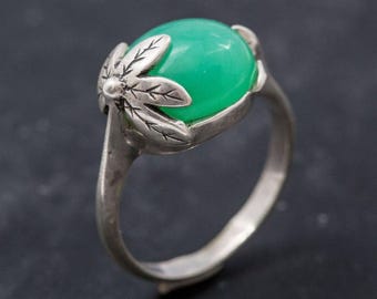 Chrysoprase Ring, Natural Chrysoprase Ring, Silver Leaf Ring, Green Vintage Ring, Statement Oval Ring, Artistic Ring, Rare by Adina