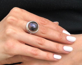 Black Mabe Pearl Ring, Natural Pearl, Large Pearl Ring, June Birthstone, Statement Ring, Chunky Pearl Ring, Vintage Ring, Solid Silver Ring