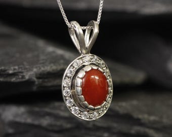 Colgante de coral rojo, coral natural, piedra de nacimiento de marzo, colgante ovalado, collar vintage rojo, colgante de coral, colgante de plata, pieza rara de Adina.
