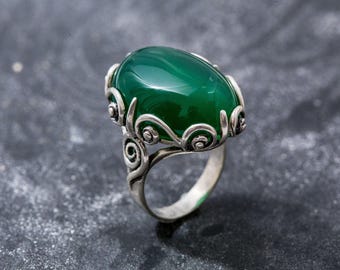Anillo verde único, anillo de esmeralda, esmeralda sintética, anillo llamativo, anillos vintage, esmeralda verde, anillo grande, anillo de plata, esmeralda sintética