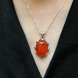 Carnelian Pendant, Natural Carnelian, Red Agate Pendant, August Birthstone, Oval Pendant, Red Vintage Pendant, Agate Pendant, Silver Pendant