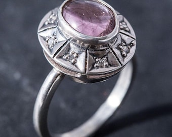 Anello Boho Rosa, Anello con Tormalina Rosa, Tormalina Naturale, Anello Vintage, Pietra Portafortuna di Ottobre, Anello Unico, Anello in Argento Massiccio, Raro di Adina