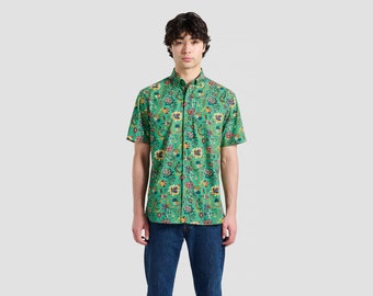 Green Magic Carpet Print Shirt | Short Sleeve Button Up Shirt | Hawaiian Shirt | Party Shirt | Boyfriend Gift | Vacation Shirt | Print Shirt