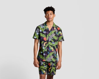 Tropical Birds Shirt | Hawaii Shirt | Short Sleeve Button Up Shirt | Party Shirt | Boyfriend Gift | Vacation Shirt | Casual Shirt | Floral