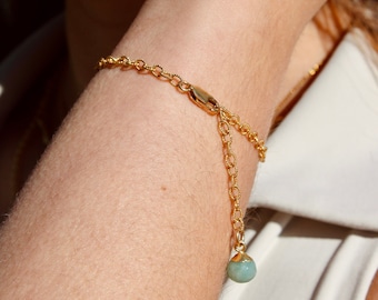 Sparkle Chain Charm Bracelet • Gemstone Charm: Sunstone, Emerald, or Amazonite • 14K Gold Filled • 7 Inches Adjustable • Handmade