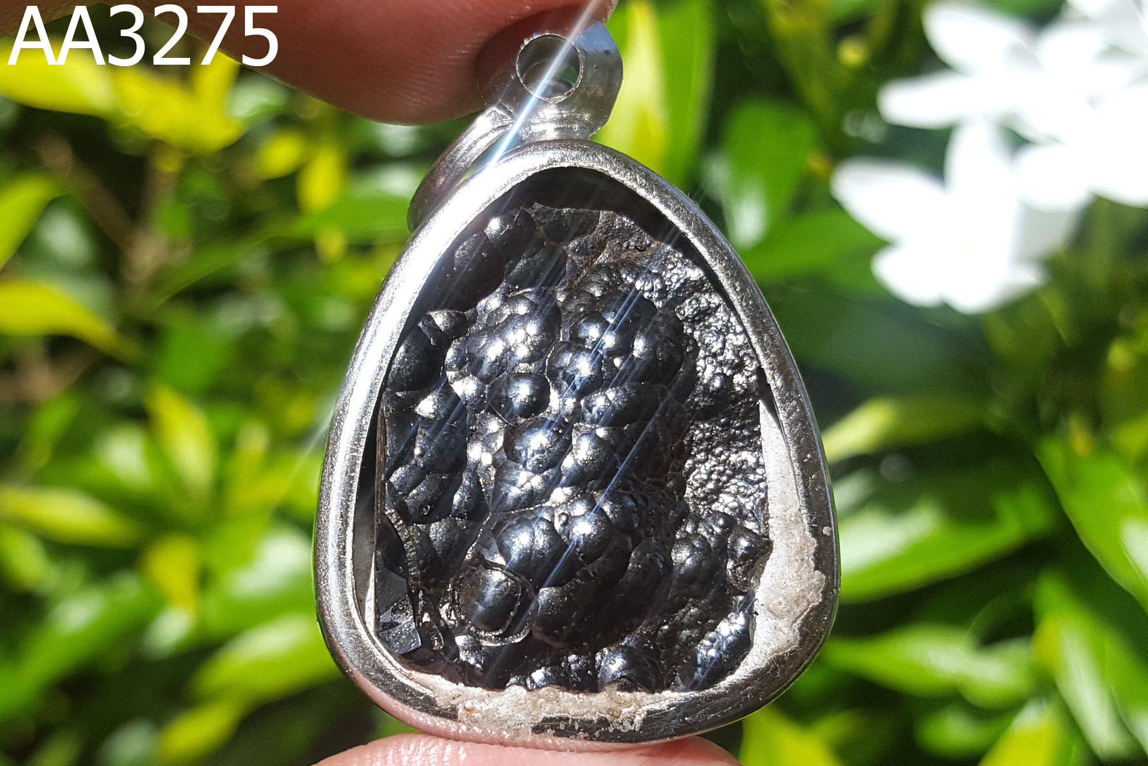 Cased Mysterious Sacred Leklai Stone Power Magic Charm Protect
