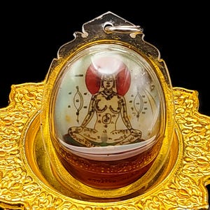 Cased Oil Eper Mae Per Love Attraction Fabric Pha Yant Nang Kwak Charm Talisman Pendant Thai Amulet #aa4555