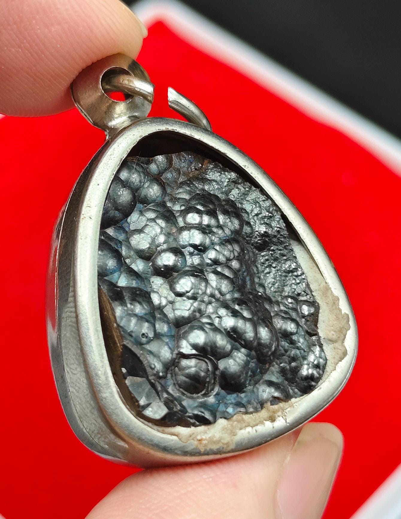 Cased Mysterious Sacred Leklai Stone Power Magic Charm Protect