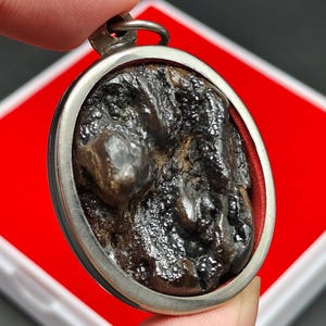 Powerful Natural Leklai Umklum Sacred Magic Charm Protection Talisman Thai Amulet Pendant #aa4439